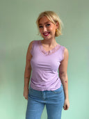 Blonde top i bomuld - Lilla