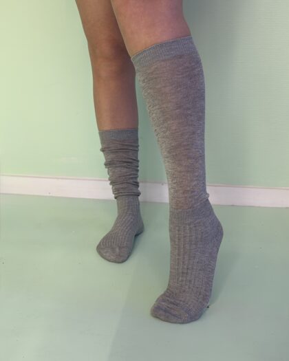 Grå Knæstrømpe